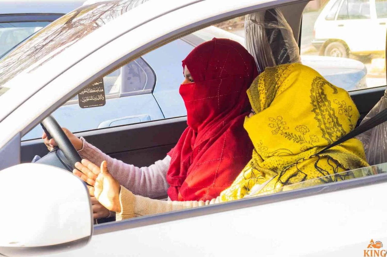 Top Tips for Beginner Drivers | King Driving School Islamabad